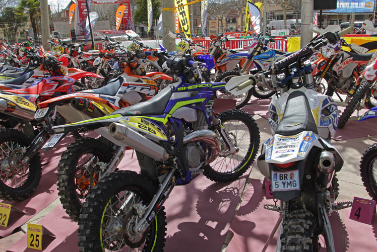 moto enduro GP