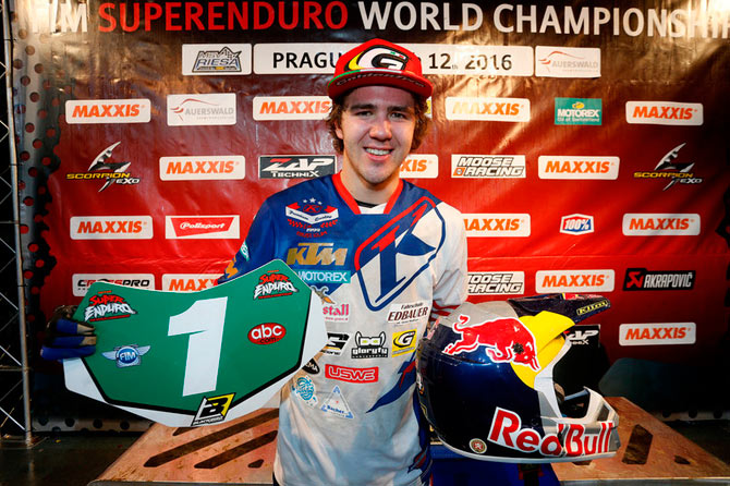 Manuel Lettenbichler Podium sewc