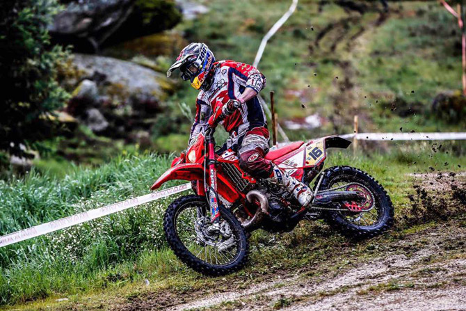 Johny Aubert - photo: Cris Morello johnny aubert EnduroGP portugal 16
