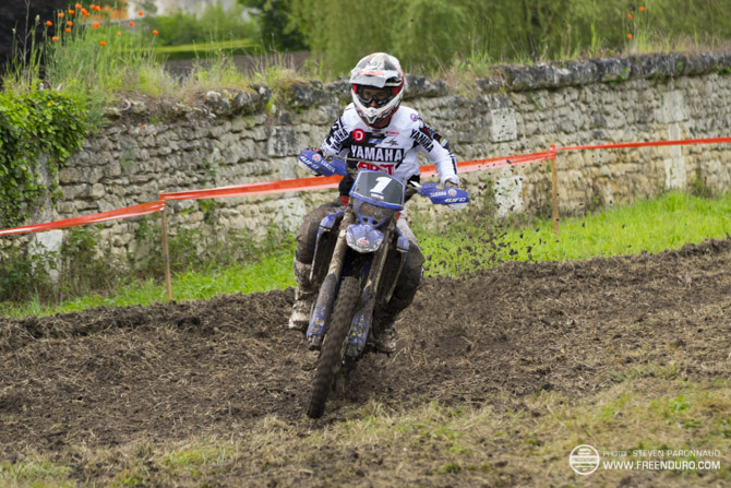 Marc Bourgeois remporte la victoire le dimanche en E1 marc bourgeois chemille 0052