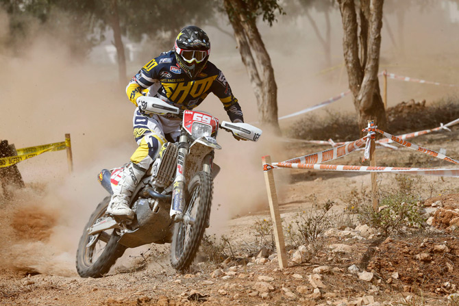 Mathias Bellino pilote Husqvarna Rockstar enduro