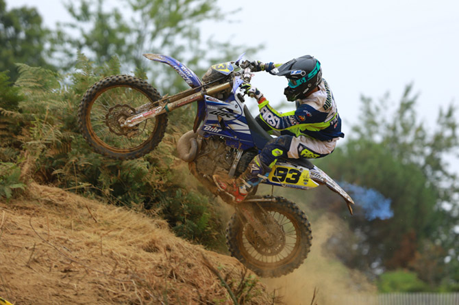 Romain Dumontier en route pour sa première vicoire sur le France cette saison romain dumontier uzerche