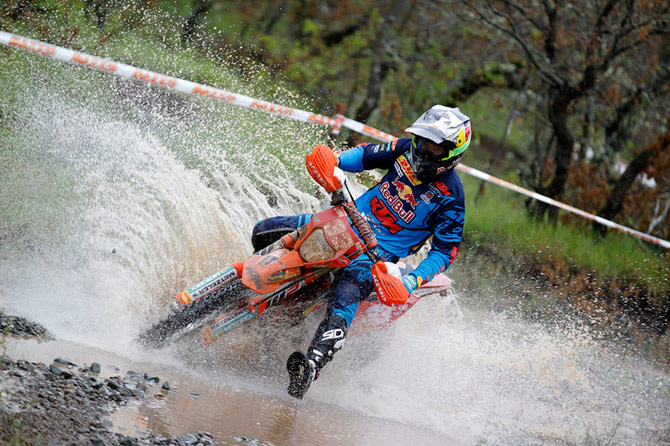 Encore un bon GP pour l'Américain Taylor robert (2 en E2 ) taylor robert enduroGP grece J2
