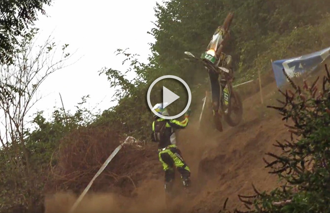 Certaines montées d'Uzerche ont réservées quelques surprises aux pilotes video championnat enduro france uzerche 2