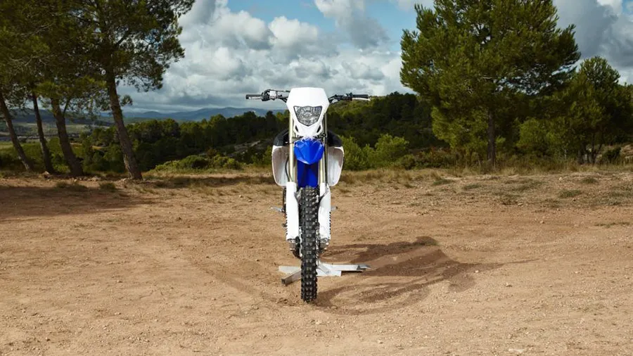La nouvelle Yamaha enduro WR450F 2016 inspirée de YFF450