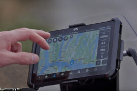 navigation sur carte DMD2 avec tablette moto trail