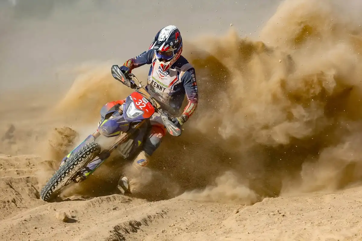 julien roussaly france ISDE 2026 J3 sable