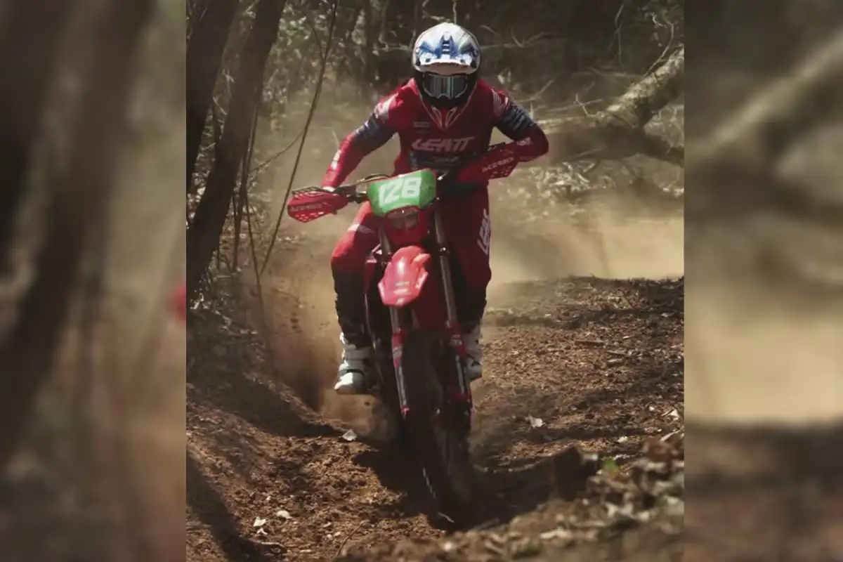 marc antoine rossi Honda enduro