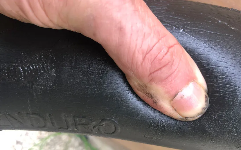 Lors d'un changement de pneu au bout de 6 moins les Technomousse restaient très ferme au touché mousse technomousse freenduro