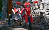 Moto Enduro 125 : Guide d'achat, les meilleures 125 homologués et permis B (2025)