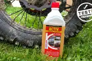 Moto propre sans effort ! Notre test du nettoyant concentré ACTIV qui change la donne Moto propre sans effort ! Notre test du nettoyant concentré ACTIV qui change la donne