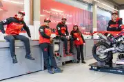 Le team Honda RedMoto Racing Enduro 2024 au complet Le team Honda RedMoto Racing Enduro 2024 au complet