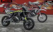 Fantic 50cc et 125cc 2025 : plus performantes, plus stylées… et une Pink Edition qui détonne Fantic 50cc et 125cc 2025 : plus performantes, plus stylées… et une Pink Edition qui détonne