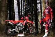 Zoom sur La Honda RedMoto CRF300 Rx 2025 de Steve Holcombe Zoom sur La Honda RedMoto CRF300 Rx 2025 de Steve Holcombe