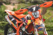 Zoom sur La KTM 250 EXC-F 2025 de Josep Garcia pour l'enduroGP