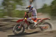 Résultats EnduroGP Portugal 2025 – J1 : Garcia intouchable, Verona et Pichon au coude-à-coude Résultats EnduroGP Portugal 2025 – J1 : Garcia intouchable, Verona et Pichon au coude-à-coude
