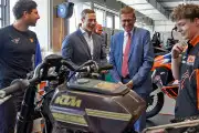 KTM redémarre : production relancée, ventes records et soutien politique KTM redémarre : production relancée, ventes records et soutien politique