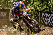 Red Bull Romaniacs 2026 – Jour 1 : Lettenbichler remet les pendules à l'heure ! (+ vidéos) Red Bull Romaniacs 2026 – Jour 1 : Lettenbichler remet les pendules à l'heure ! (+ vidéos)