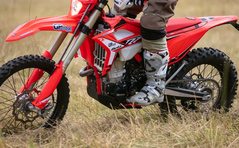 bottes enduro LEATT GPX 55 JW22 freenduro