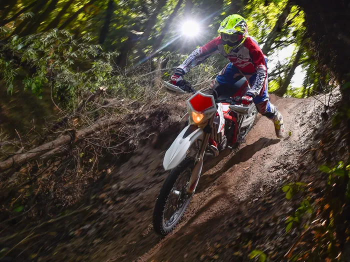 essais Freenduro  : Beta 300 Xtrainer enduro 