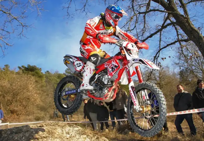 La nouvelle 450 Gasgas a moteur Yamaha Cervantes