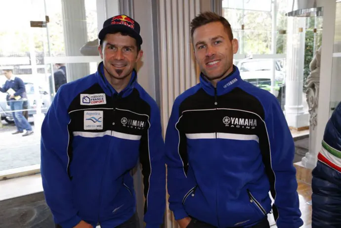 Michael Metge à droite et Cyril Despres à gauche Michael Metge et Cyril Despres pret pourle Dakar 2014