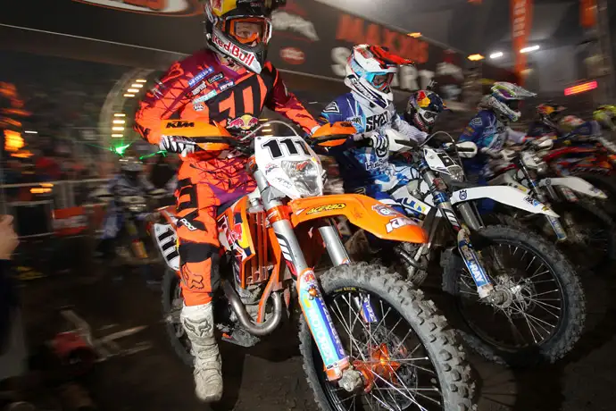 Taddy Blazusiak chez lui en Pologne mit en difficulté par David Knight Taddy Blazusiak