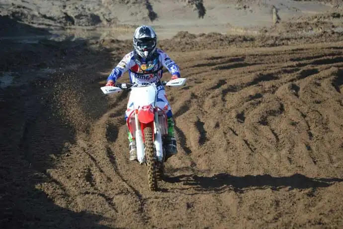 premier test pour Nico avec la Honda en MX, avant que la CRF ne soit configurée en enduro
