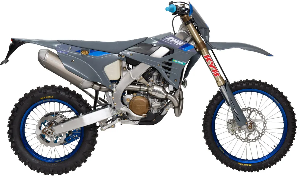 EN250 4T FI CORSE 4