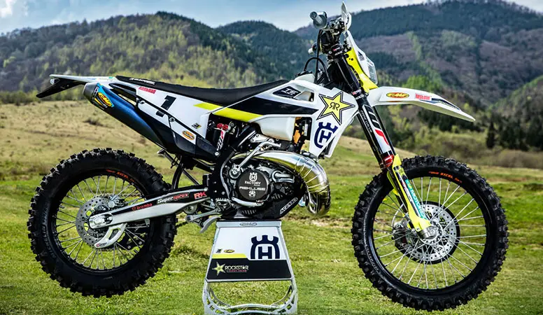 moto Husqvarna enduro 2020