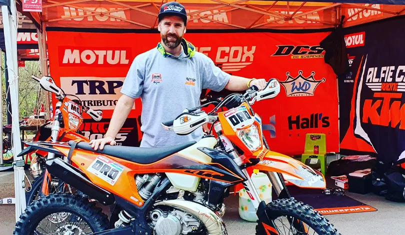 Dans la peau d'un (presque) pilote officiel Duchene team alfi cox roof africa 2019