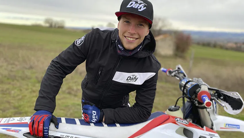 Pilote Till de Clercq team Dafy Husqvarna