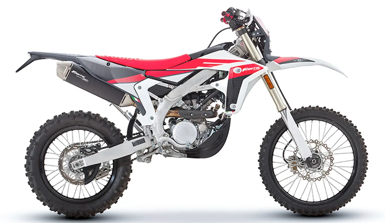 La 250 Fantic XEF 2023 moto 250 4T fantic enduro 2023