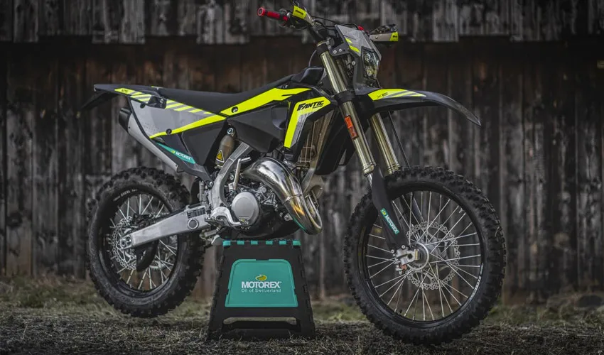125 2t Fantic enduro black 2024