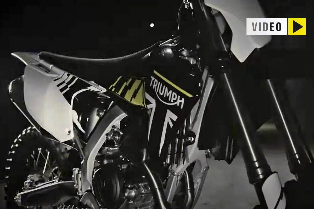 Moto triumph 250 MX 2023 
