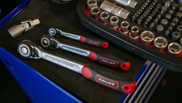 Coffrets et mallettes outils moto Rothewald