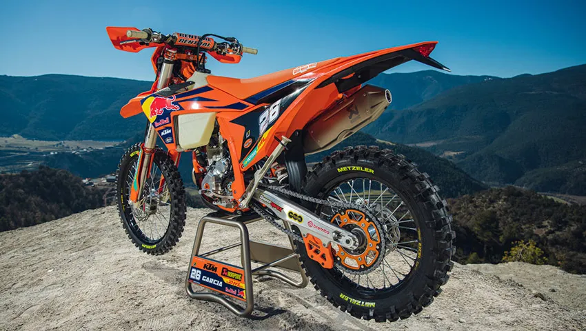 ktm 2024 250exc f josep garcia