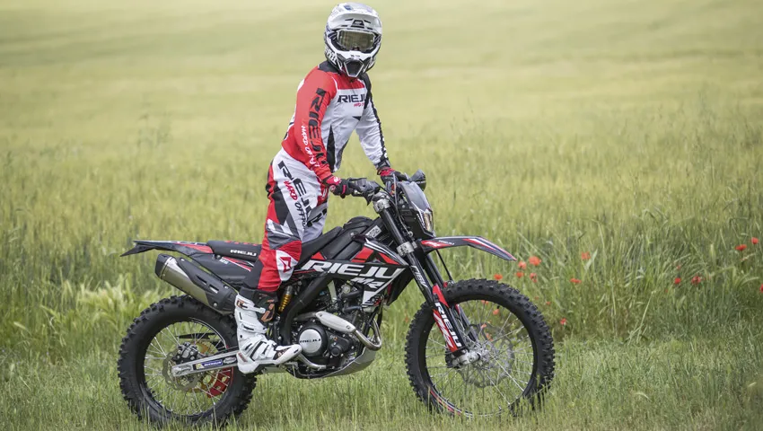 moto rieju 125 MR PRO enduro 2023 3