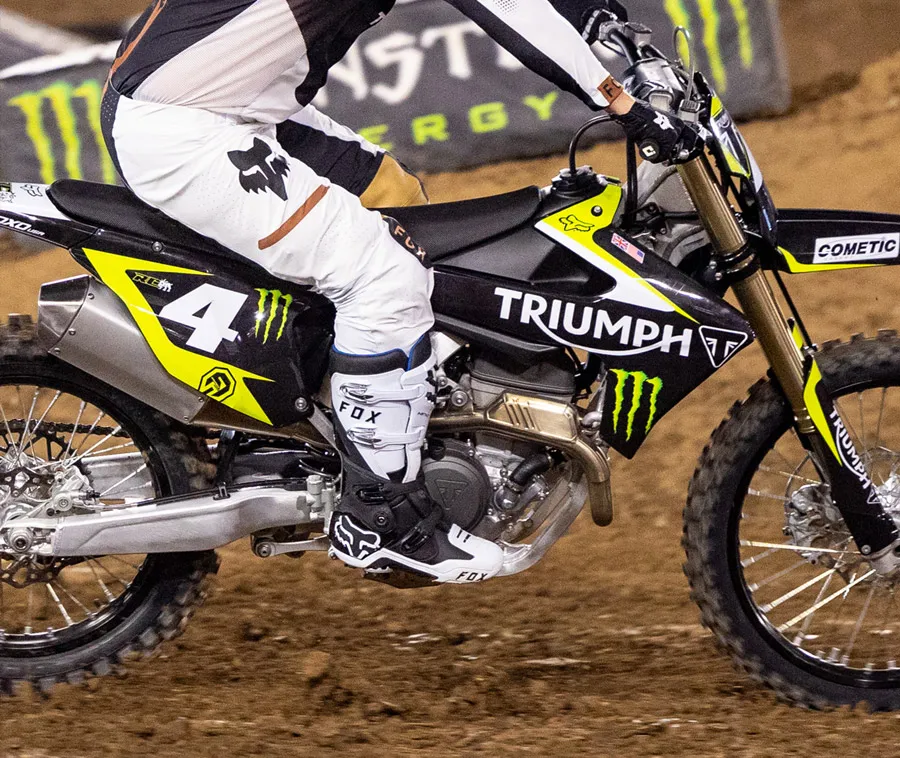 moto triumph motocross 2023