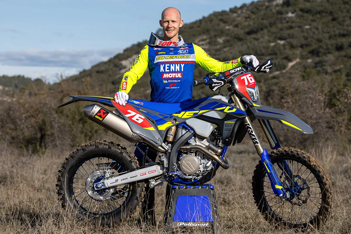 Sherco moto enduro 300 SEF 2024 pilote Macdonald