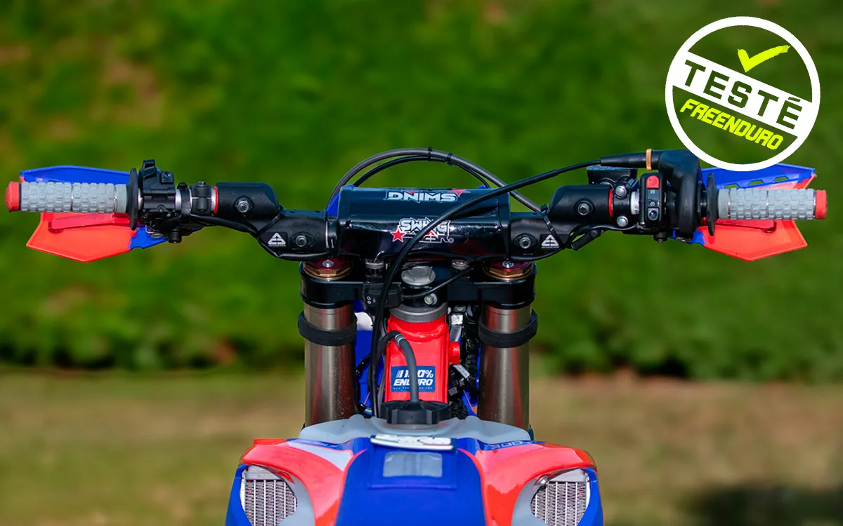 Test Freenduro guidon SwingBar d'ACD Racing parts