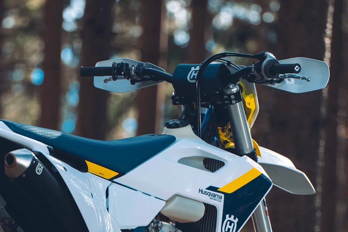 guidon Husqvarna te 300 2025