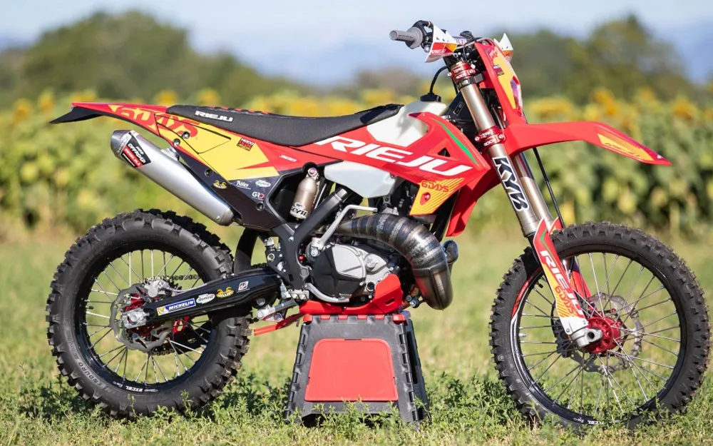 moto Rieju 6days 2024 300MR motos