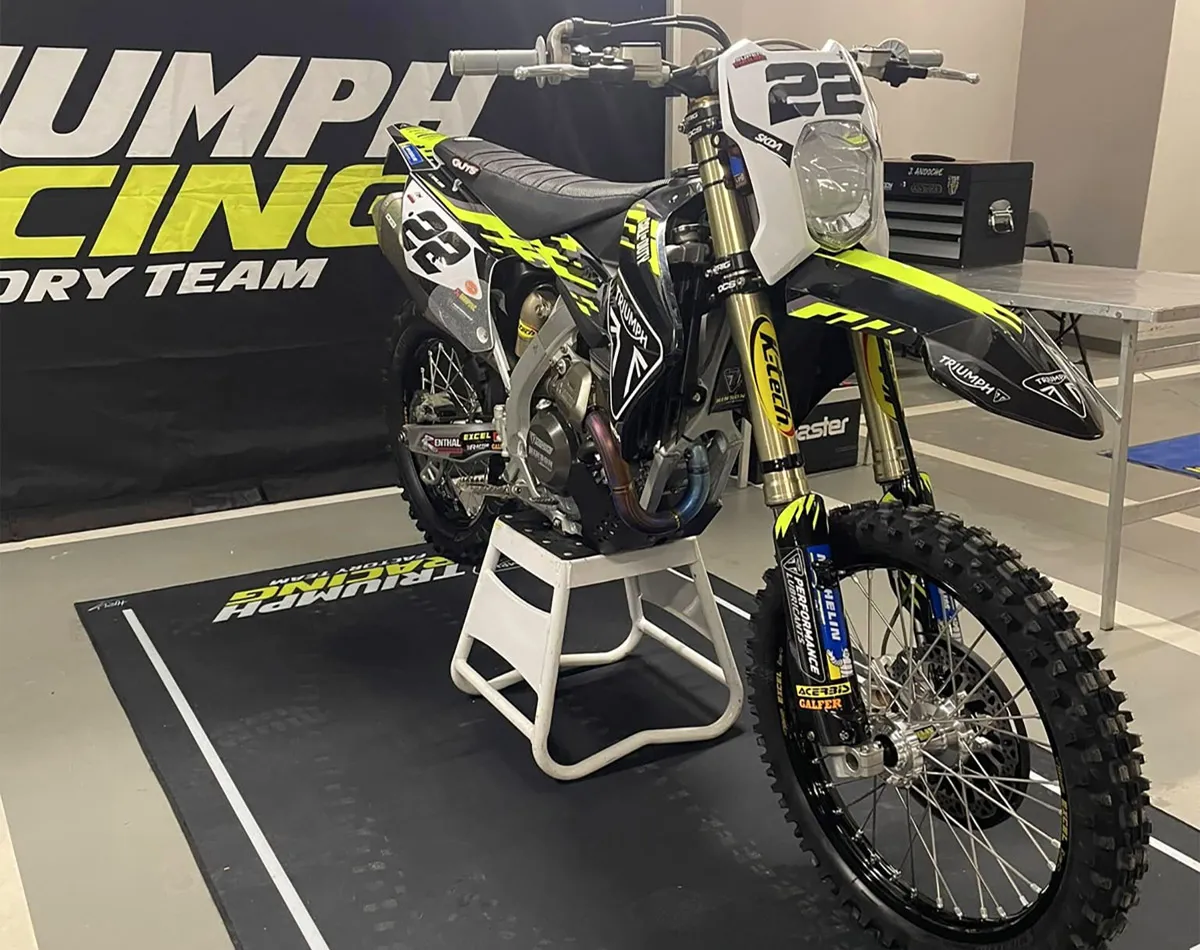 triumph 250 enduro moto jonny walker 2