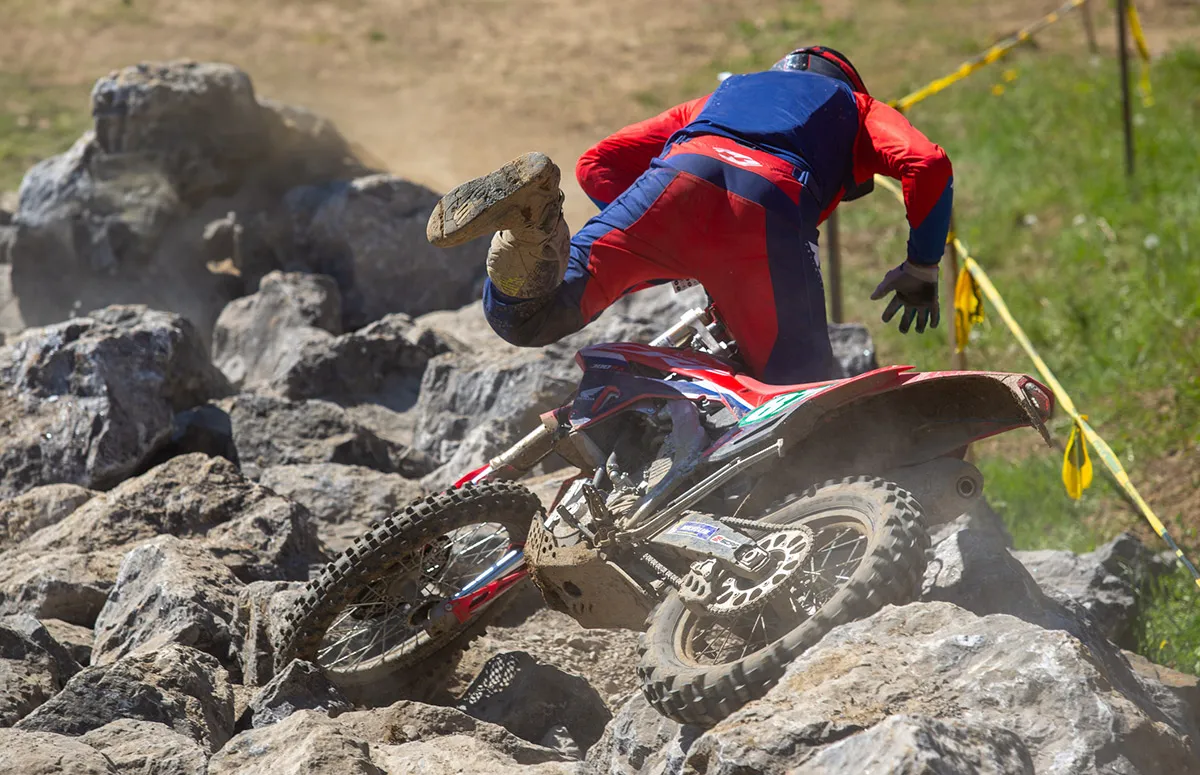chute pilote moto 