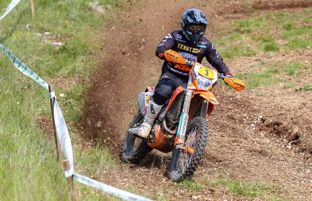 jeremy tarroux trefle lozerien J1