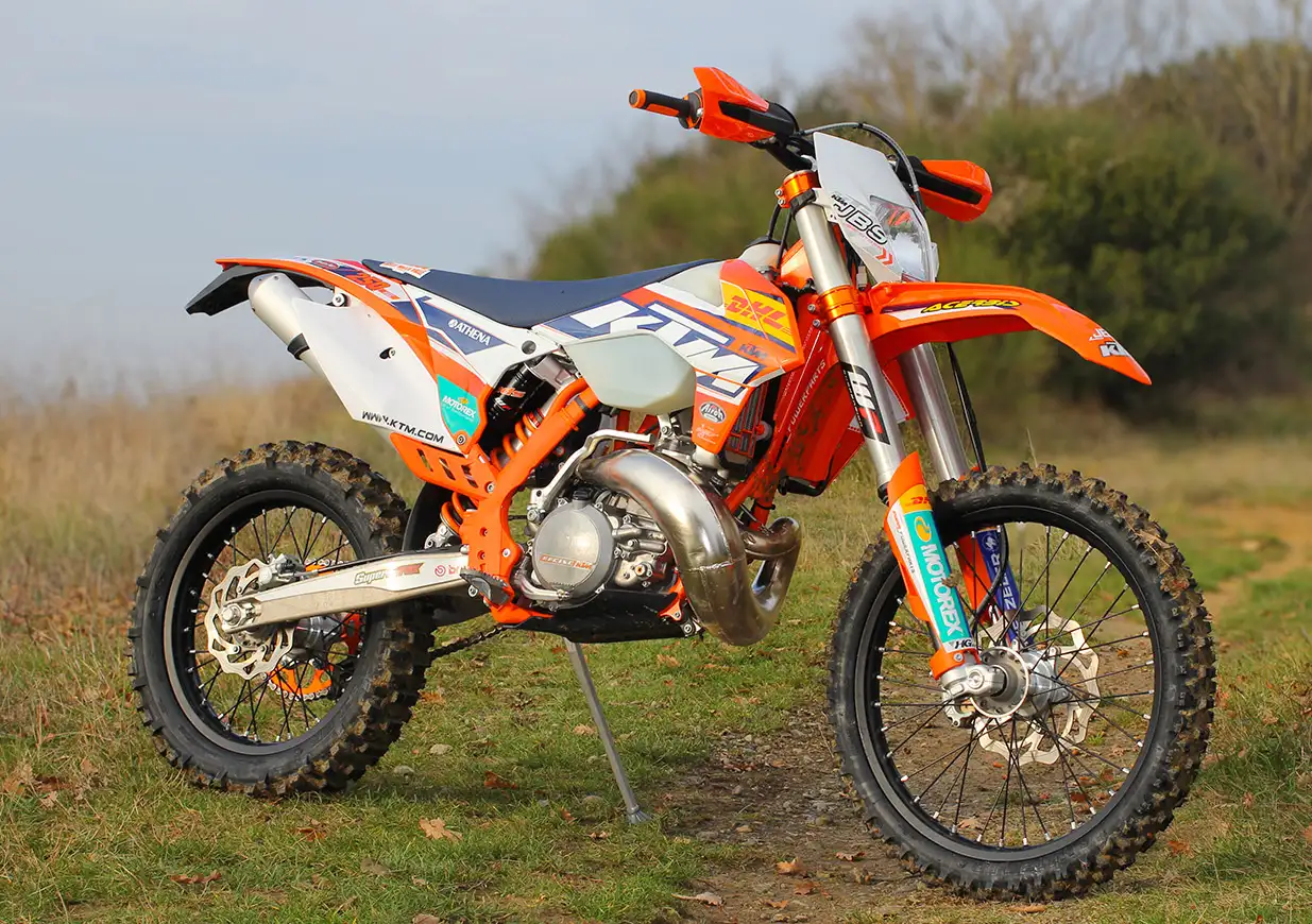 Moto enduro KTM 250 EXC 2 temps version Factory