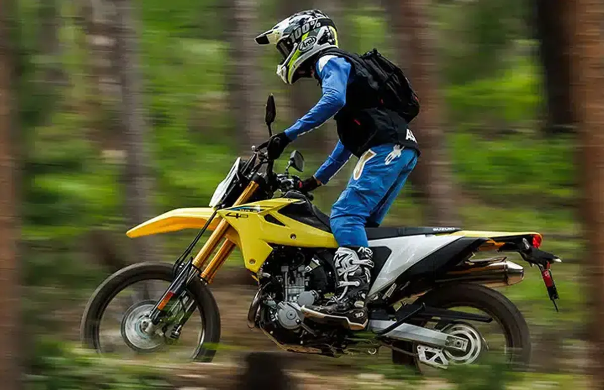 Suzuki 400 DR-Z4S prix, packs et dispo