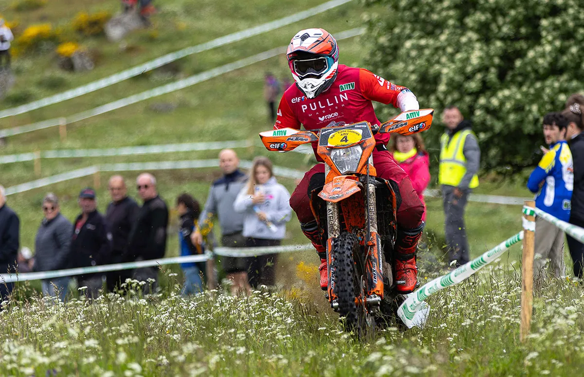Valerien Debaud pilote enduro KTM