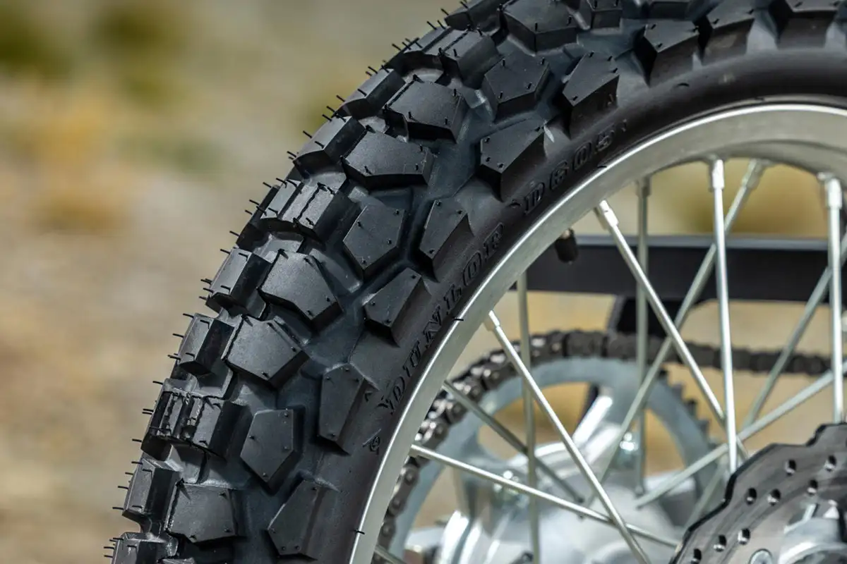 yamaha 125 WR trail 2026 pneu dunlop